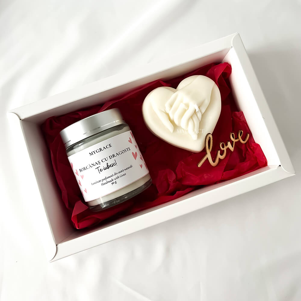 Geschenkset „Liebesglas Ich liebe dich“ (1 Duftkerze im Glas, 1 herzförmige Duftkerze)