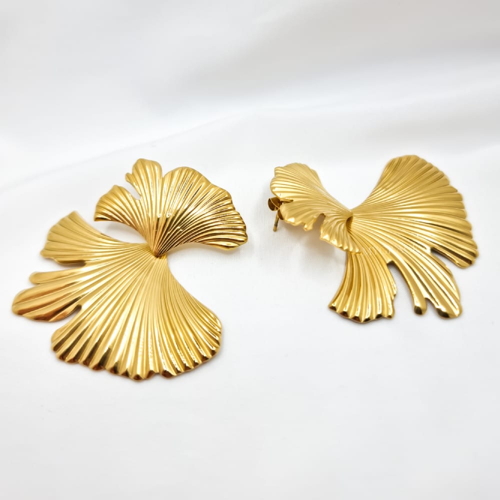 Gold-Tone Stainless Steel Textured Leaf Drop Earrings "Be Appealing", MYGRACE