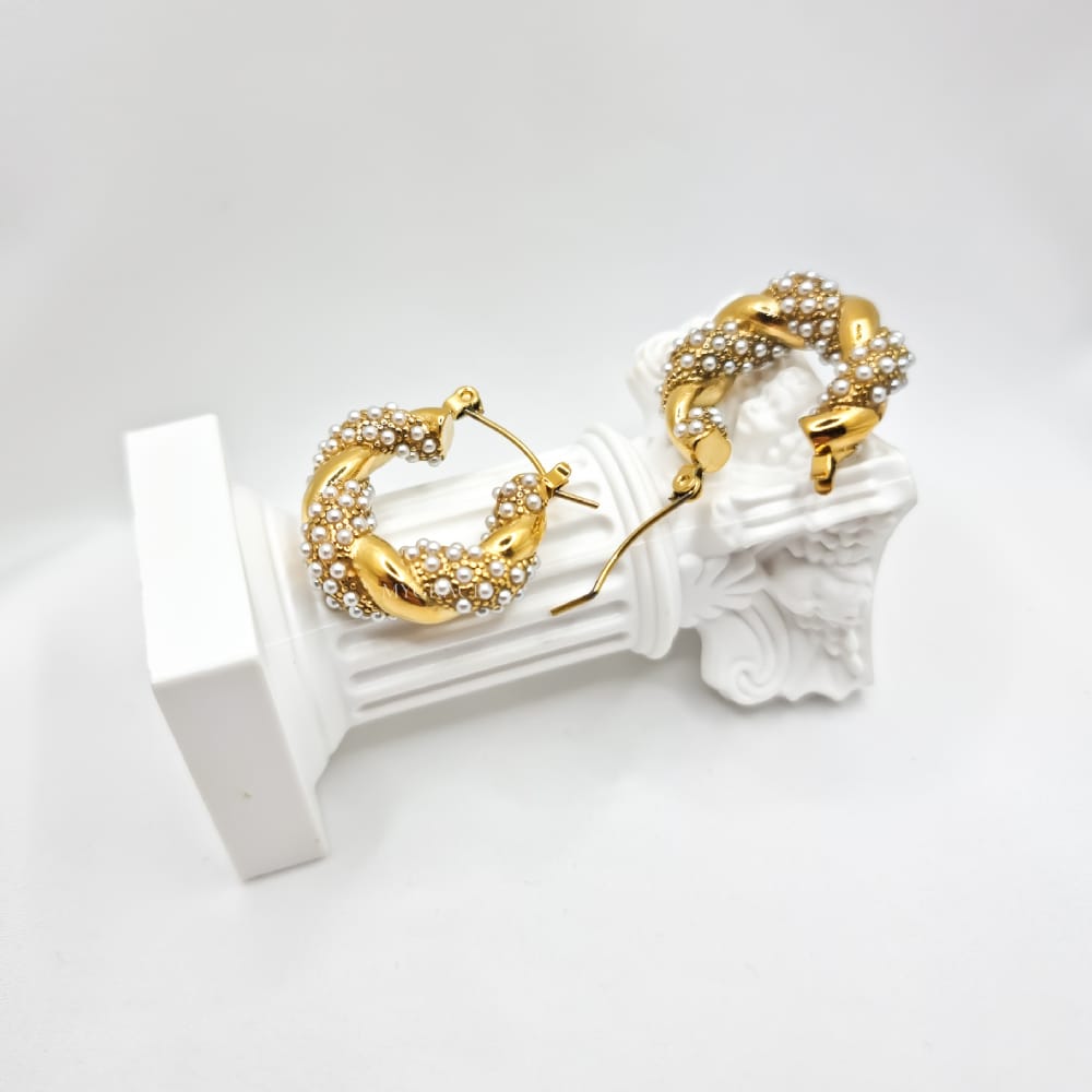 18K Gold-Plated Stainless Steel Croissant Hoop Earrings "Be Fancy", Pearls, MYGRACE