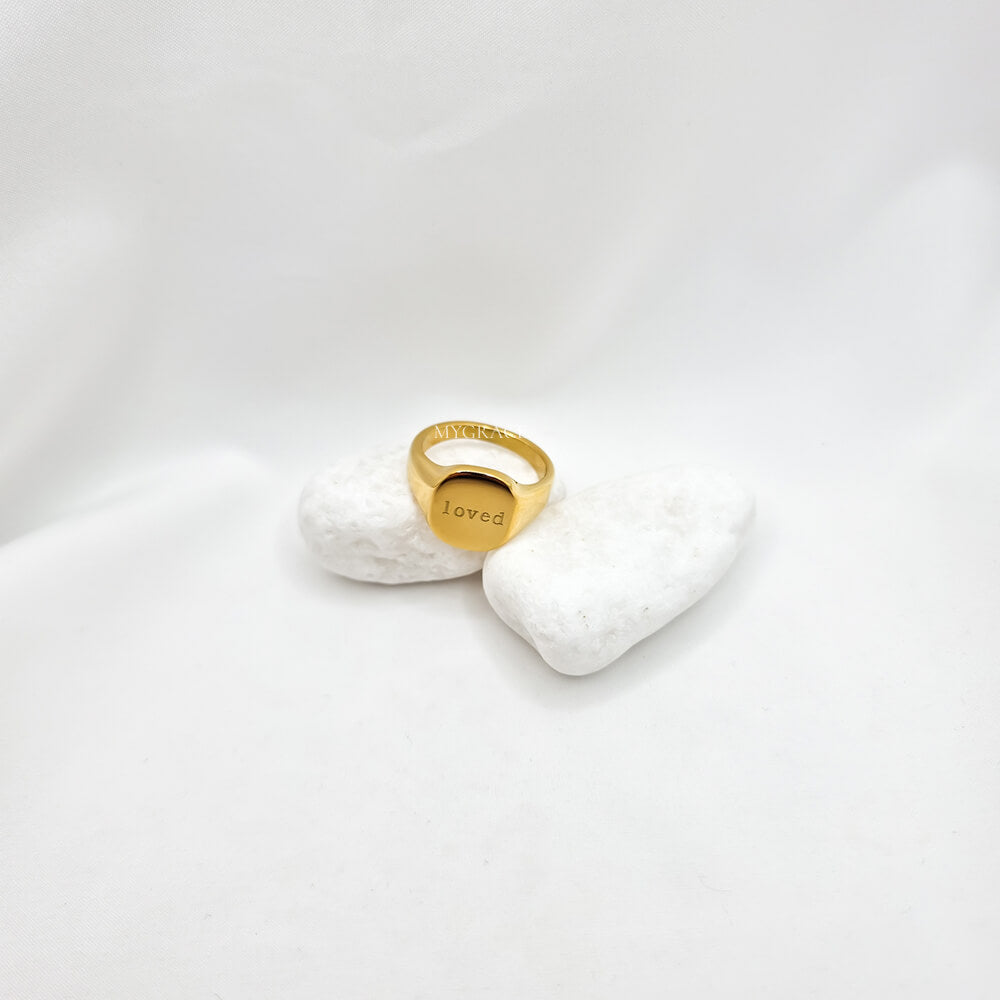 Ring aus Edelstahl „You are Loved“, goldfarben, geometrisch, starr, Größe 7, 18K vergoldet