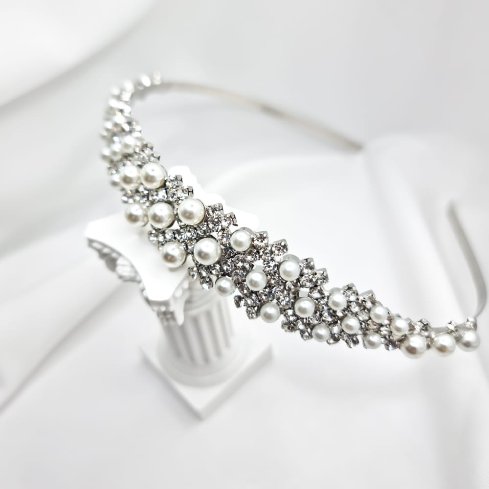 Haarschmuck Braut „Be splendid“, mit Steinchen und Perlen verziert, Kronen-Typ