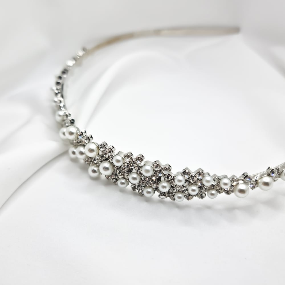 Haarschmuck Braut „Be splendid“, mit Steinchen und Perlen verziert, Kronen-Typ