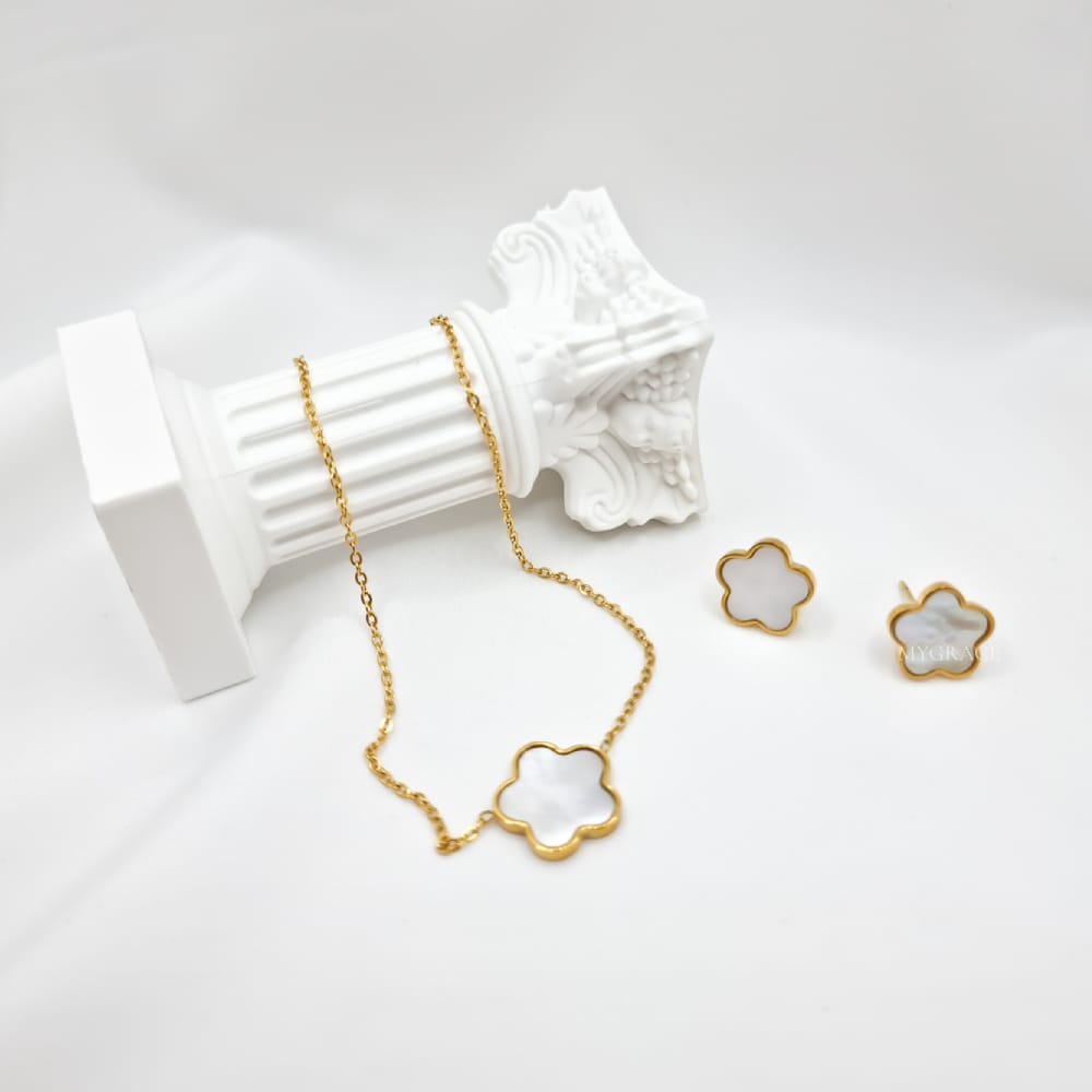Halsketten- und Ohrstecker-Set „Be reasonable“, gold/elfenbeinfarben, aus Edelstahl