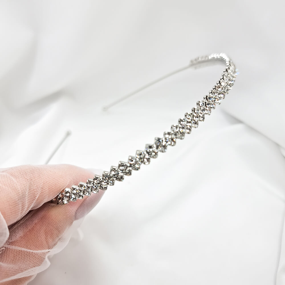 Brautschmuck "Be splendid", mit eingelegten Kristallen, Haarreif/Tiara, geometrisches Muster