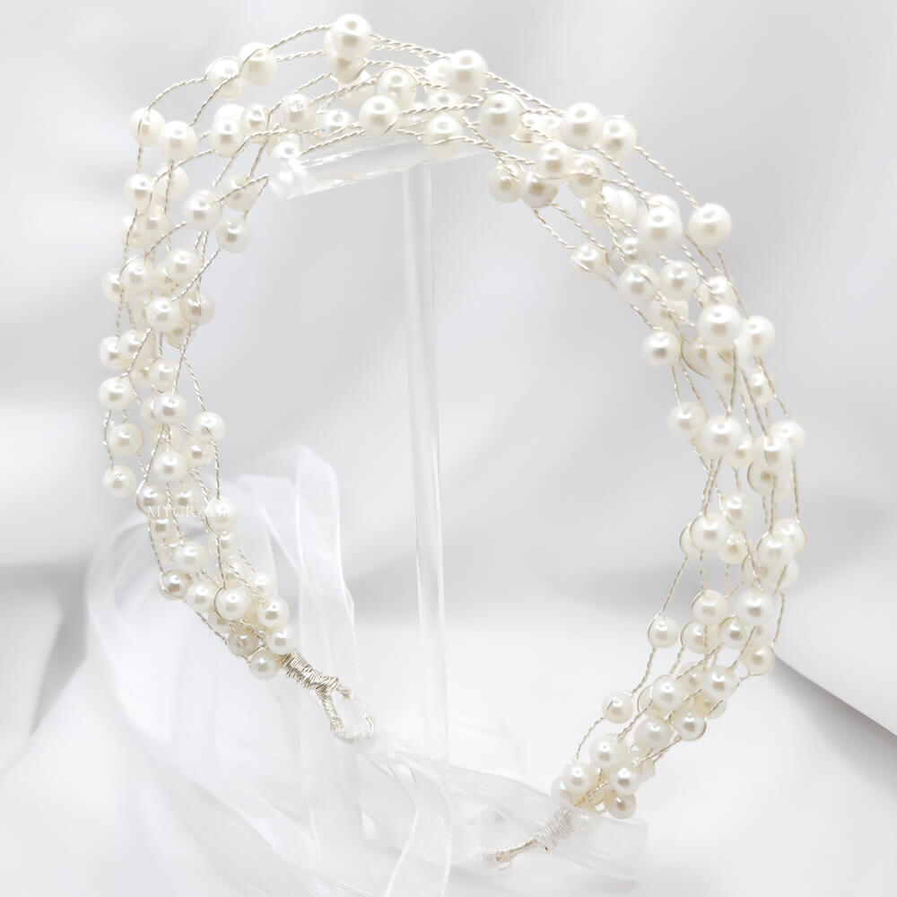 Haarschmuck Braut „Be fascinating“, weiß, 8 Reihen, verziert mit Perlen, flexibles Kranz-/Diademmodell (modellierbar)