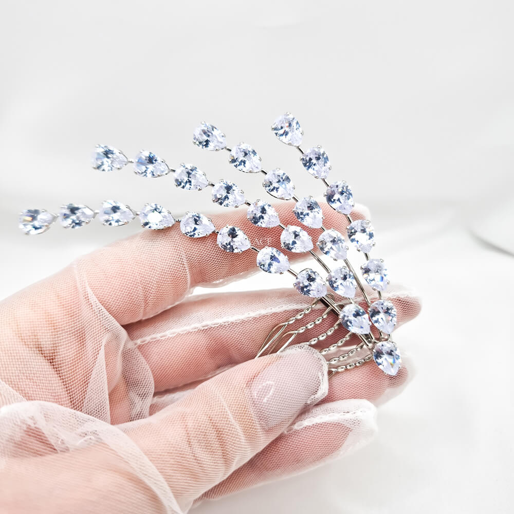 Brauthaarschmuck „Be exquisite“, silberfarben, Haarkamm, mit Zirkonia verziert