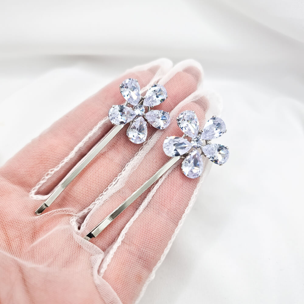 Haarnadeln Metall, silber, mit Zirkonia verziert, Blumenmuster, Braut (2er-Set)