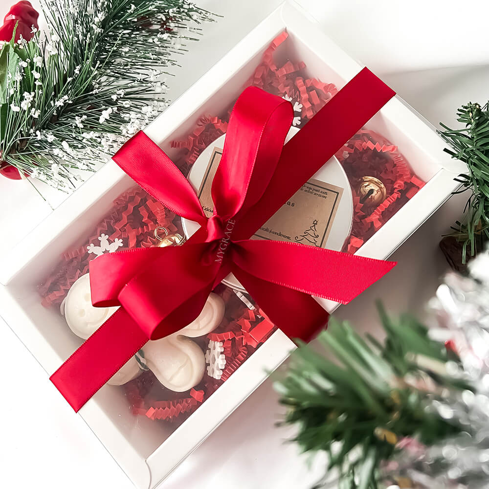 Christmas Gift Set "A Graceful Christmas" with Soy & Palm Wax Candles – Maple, Orange & Spices