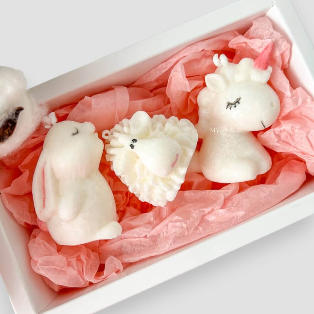 Easter Gift Set “Sweet Dreams” – 3 Scented Palm Wax Candles: Unicorn, Sheep & Bunny