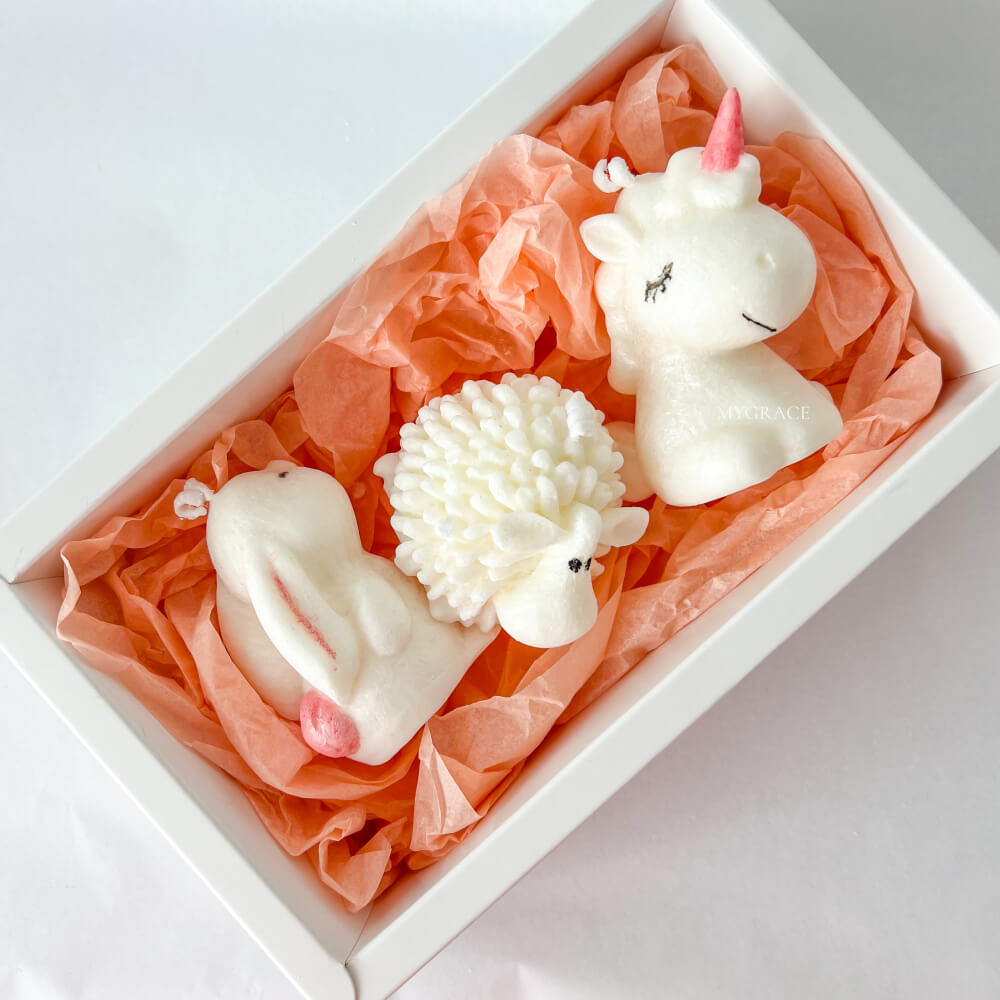 Easter Gift Set “Sweet Dreams” – 3 Scented Palm Wax Candles: Unicorn, Sheep & Bunny