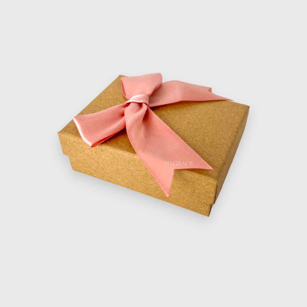 Geschenkbox mit Deckel, Schleife und Schwamm, Kraftpapier, Karton, 9x7x3 cm
