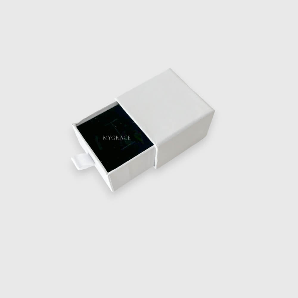 Geschenkschachtel mit Schublade und Schaumstoff, weiß, perlmuttfarben, Karton, 5x5x3,5 cm (Premium-Schachtel)