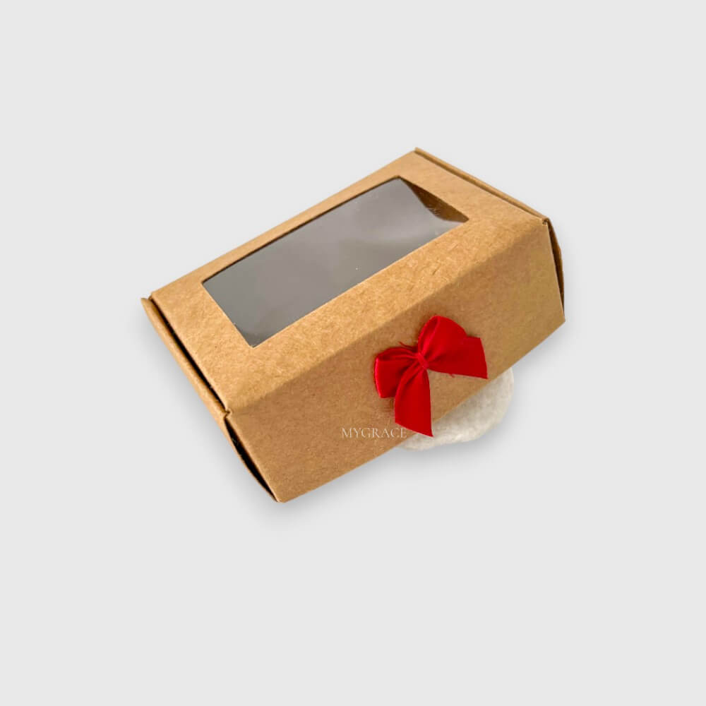 Geschenkschachtel mit Fenster und Schleife, Kraftpapier, Karton, 8,5x6x3 cm