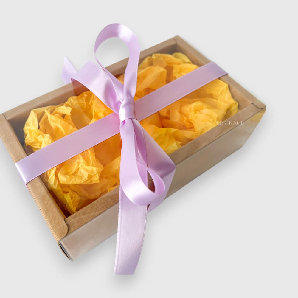 Geschenkbox mit Sichtfenster und Schleife, braun, Karton, 20x12x6 cm (Mehrzweck-Box)